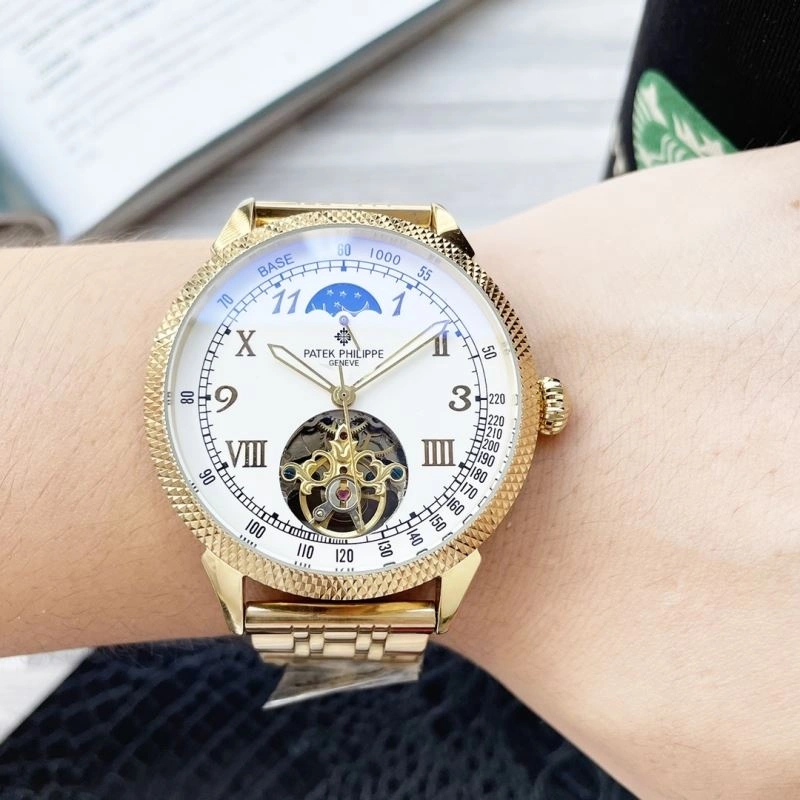 PATEK PHILIPPE Watches EyeCatching 197350