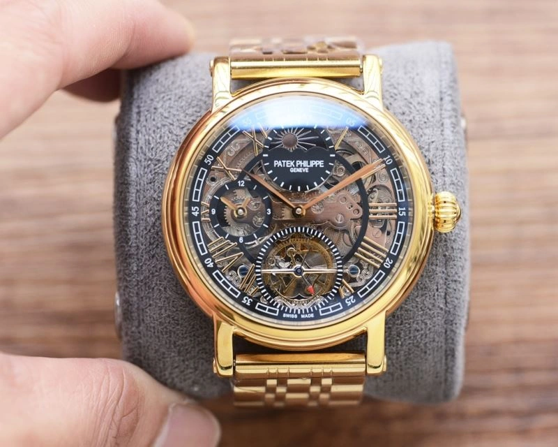 Snug PATEK PHILIPPE Watches 197309