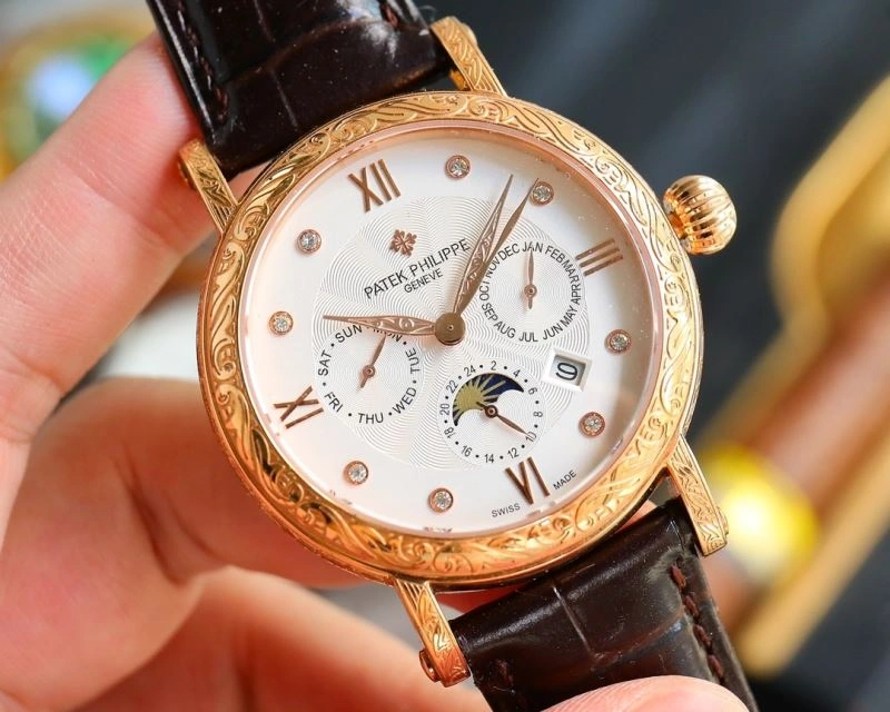 Seasonal PATEK PHILIPPE Watches 197297