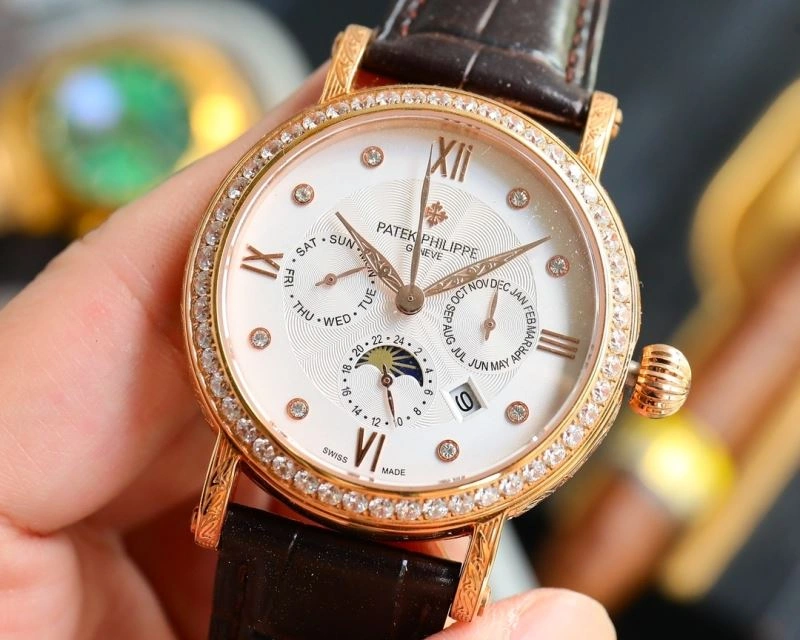 Seasonal PATEK PHILIPPE Watches 197297