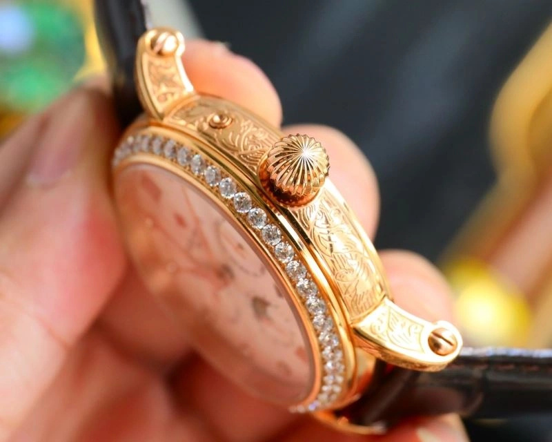 Seasonal PATEK PHILIPPE Watches 197297