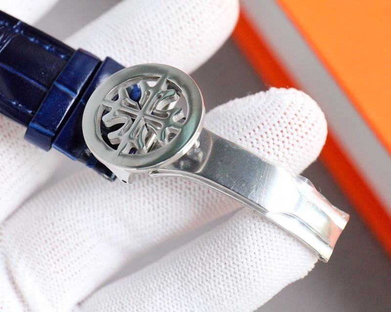 Bold PATEK PHILIPPE Watches 197270