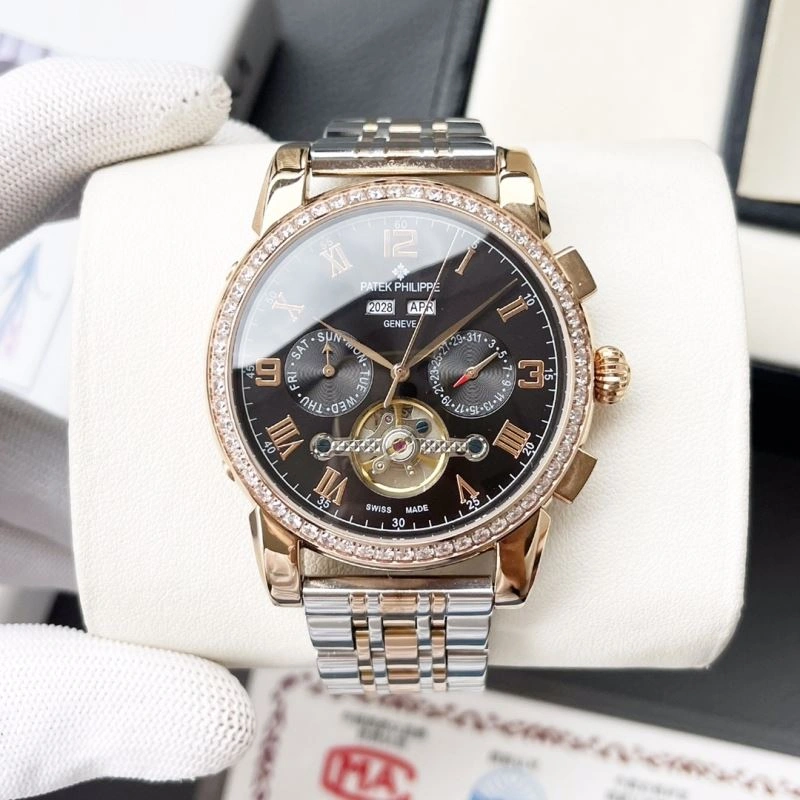 Snug PATEK PHILIPPE Watches 197267