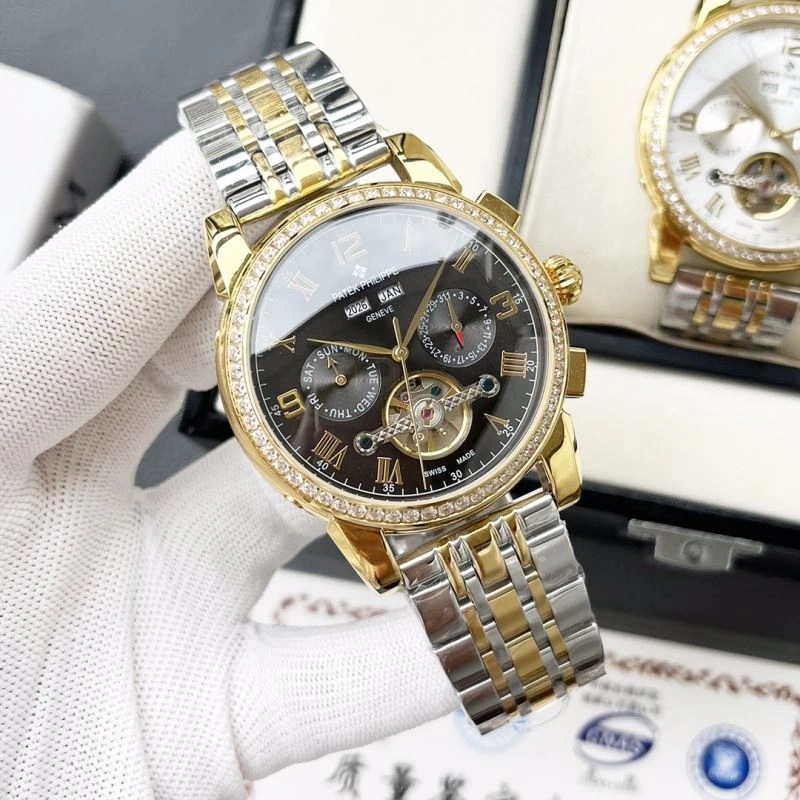 Snug PATEK PHILIPPE Watches 197267