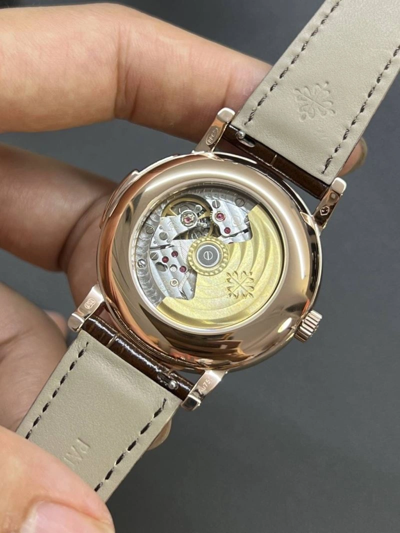 Youthful PATEK PHILIPPE Watches 197203