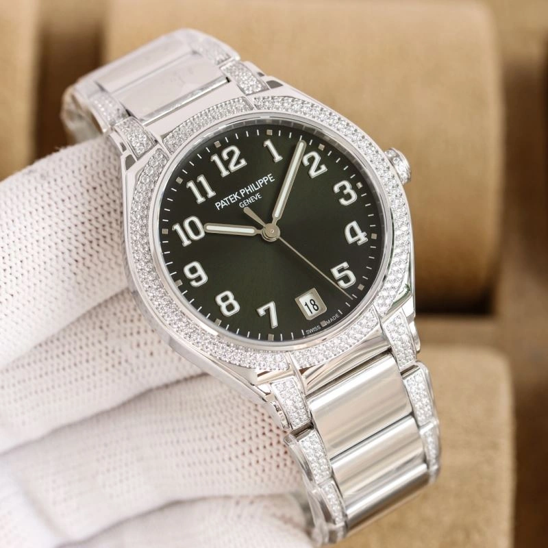 Colorful PATEK PHILIPPE Watches 197154