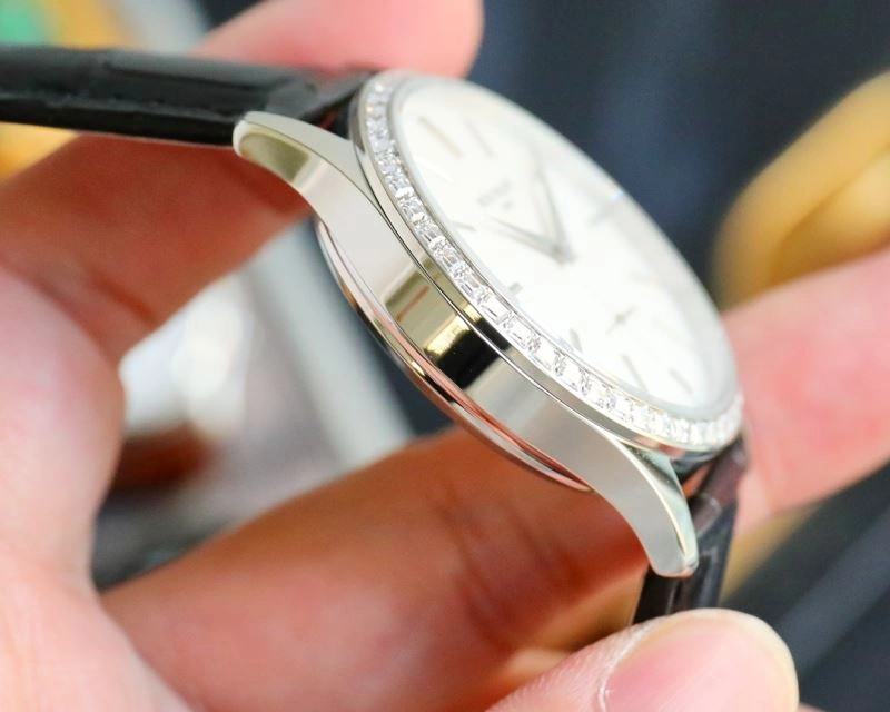 Vibrant PATEK PHILIPPE Watches 197016