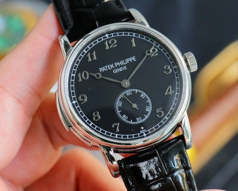 Sporty PATEK PHILIPPE Watches 197017