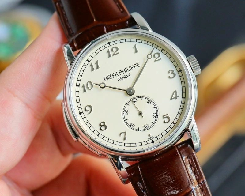 Sporty PATEK PHILIPPE Watches 197017