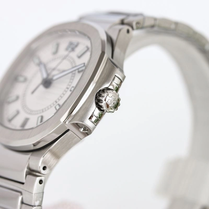 Sleek PATEK PHILIPPE Watches 196949
