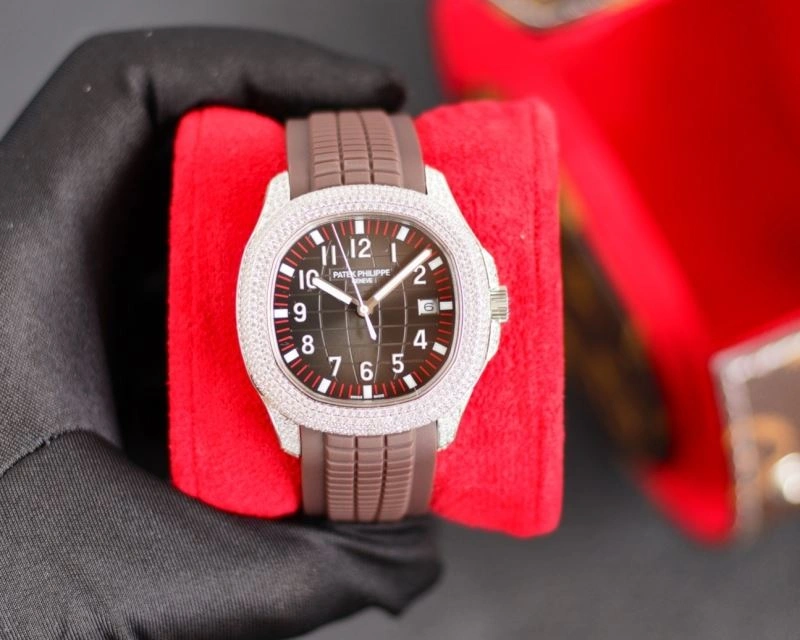 Versatile PATEK PHILIPPE Watches 196846
