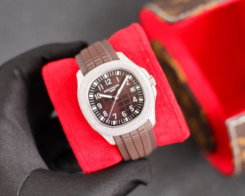 Versatile PATEK PHILIPPE Watches 196846