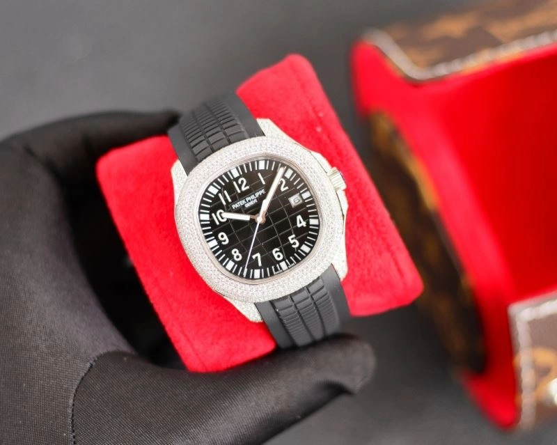 FashionForward PATEK PHILIPPE Watches 196843