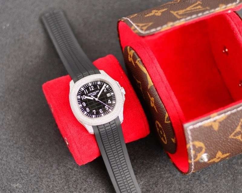 FashionForward PATEK PHILIPPE Watches 196843