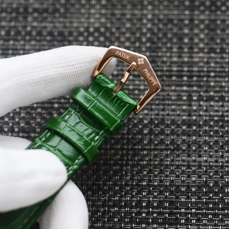 PATEK PHILIPPE Watches UrbanChic 196616
