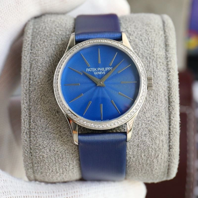 Compact PATEK PHILIPPE Watches 196579