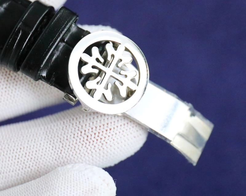 Bold PATEK PHILIPPE Watches 196527