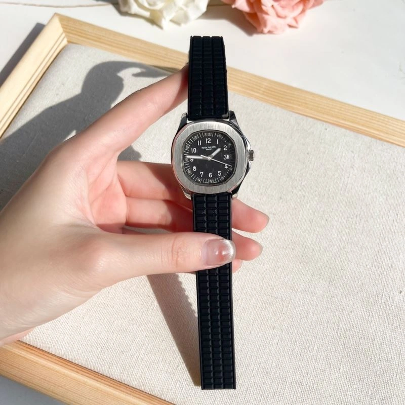 UrbanChic PATEK PHILIPPE Watches 196475