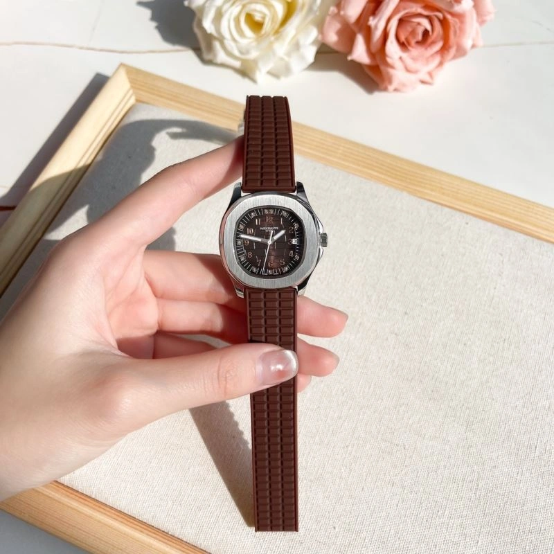 UrbanChic PATEK PHILIPPE Watches 196475