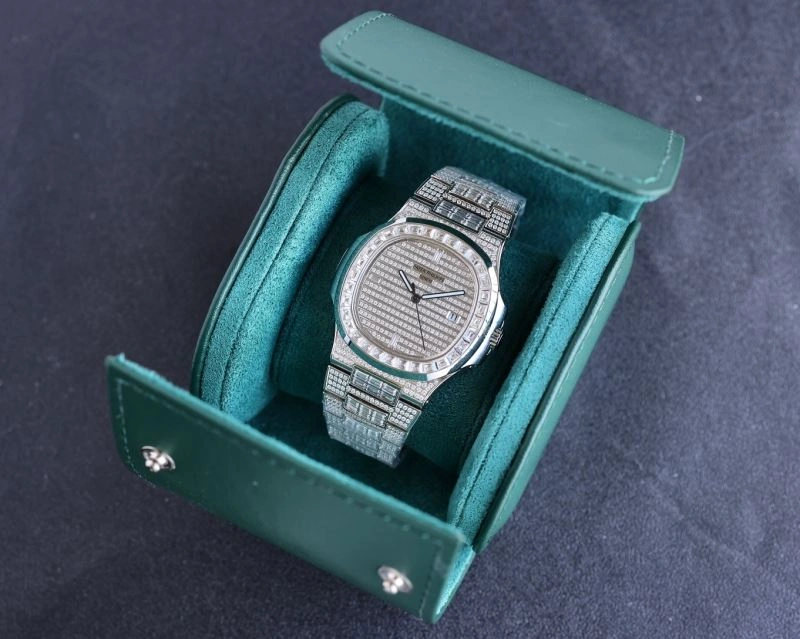 Effortless PATEK PHILIPPE Watches 196444
