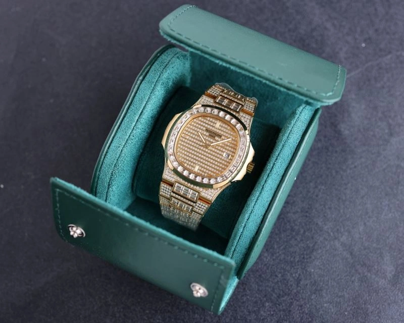 FashionForward PATEK PHILIPPE Watches 196440