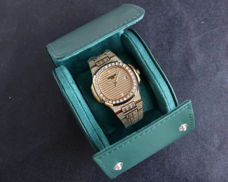 FashionForward PATEK PHILIPPE Watches 196440