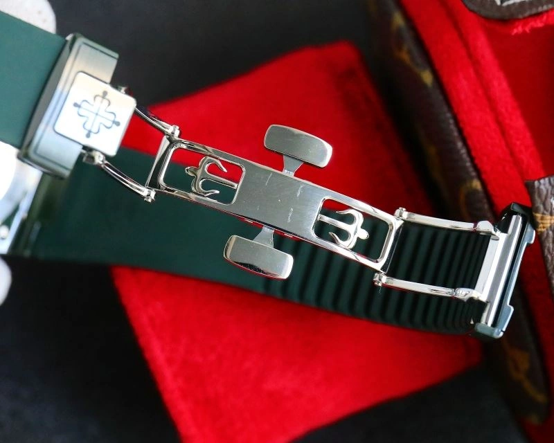 Elegant PATEK PHILIPPE Watches 196398