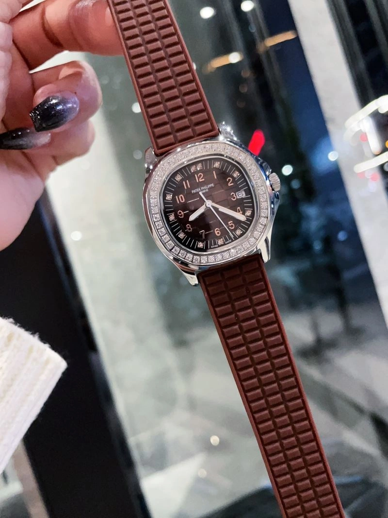 Sustainable PATEK PHILIPPE Watches 196428
