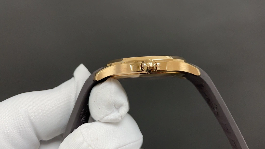 Refined PATEK PHILIPPE Watches 196399