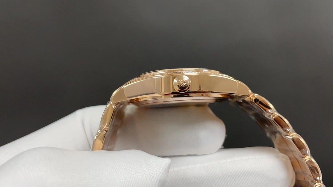 Contemporary PATEK PHILIPPE Watches 196353