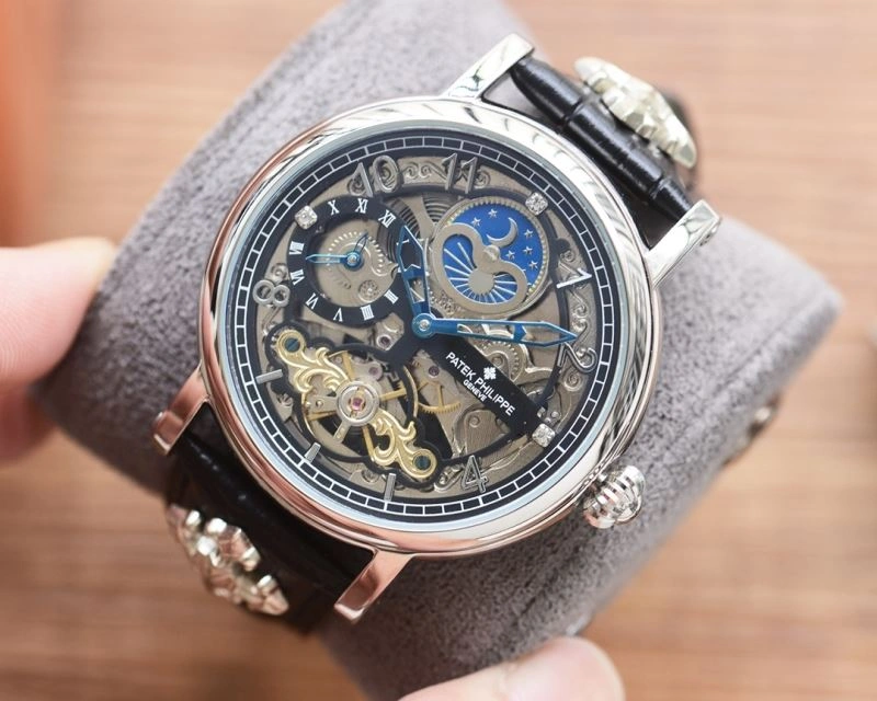 FashionForward PATEK PHILIPPE Watches 196341