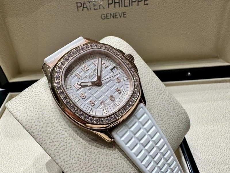 SmoothTexture PATEK PHILIPPE Watches 196323