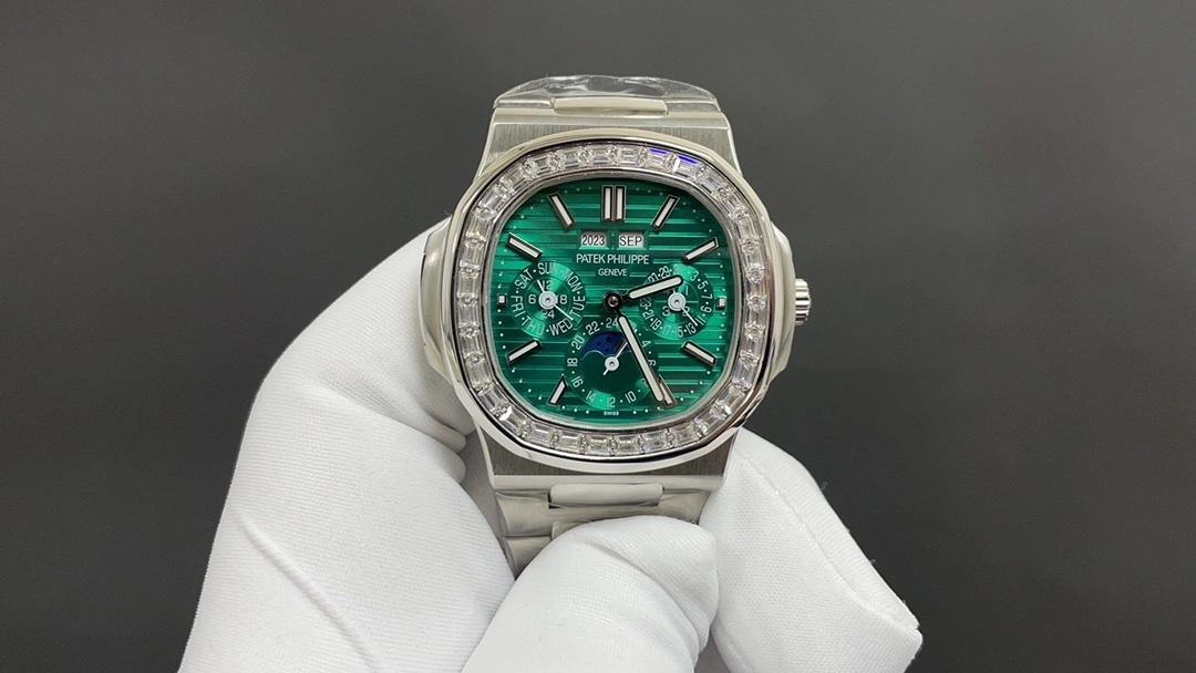 Sleek PATEK PHILIPPE Watches 196278
