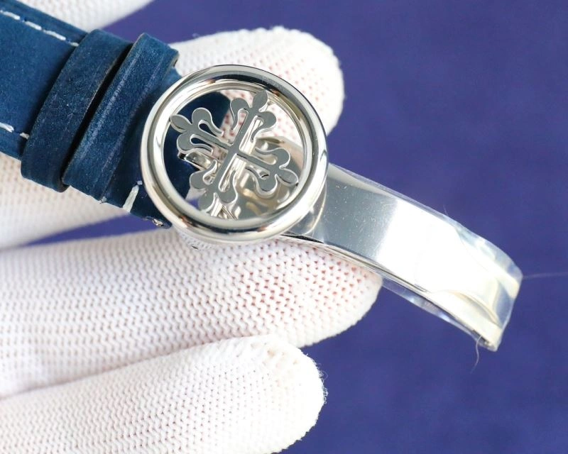 FashionForward PATEK PHILIPPE Watches 196114