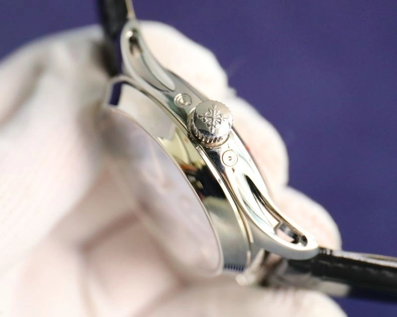 Neat PATEK PHILIPPE Watches 196116