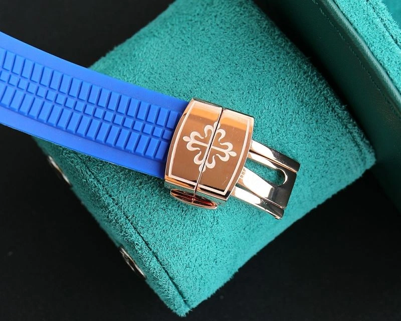 PATEK PHILIPPE Watches Supportive 196000