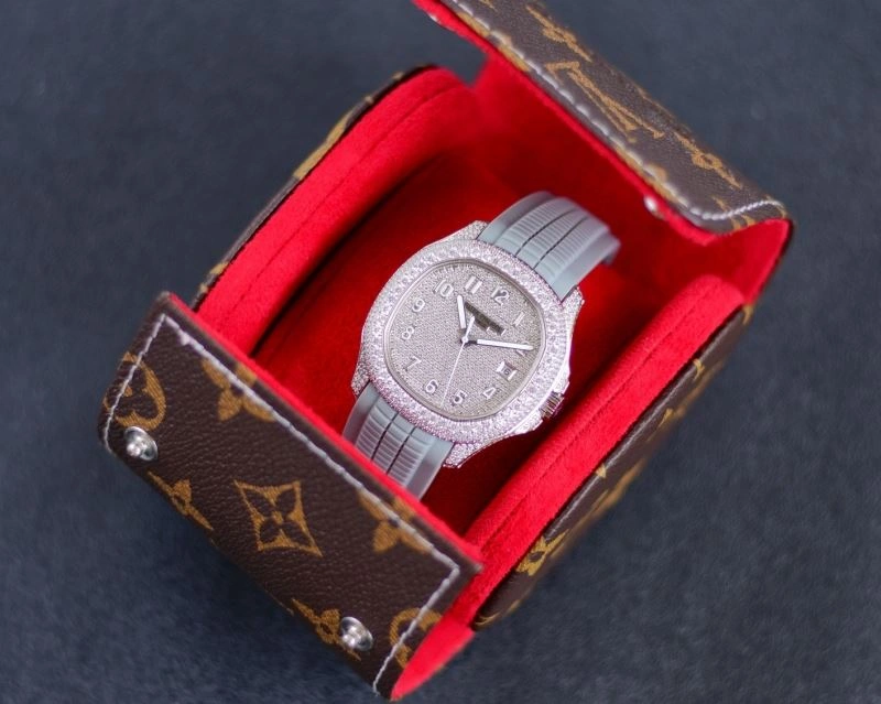 PATEK PHILIPPE Watches Sophisticated 195985
