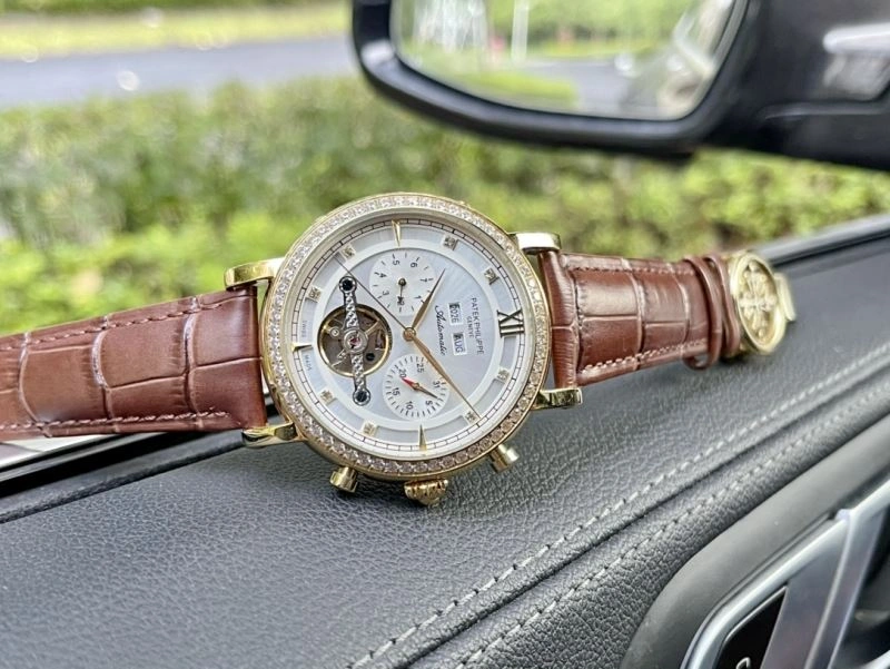 Cozy PATEK PHILIPPE Watches 195931
