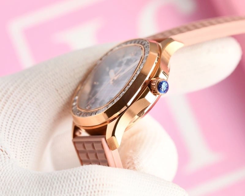 PATEK PHILIPPE Watches UrbanChic 195442