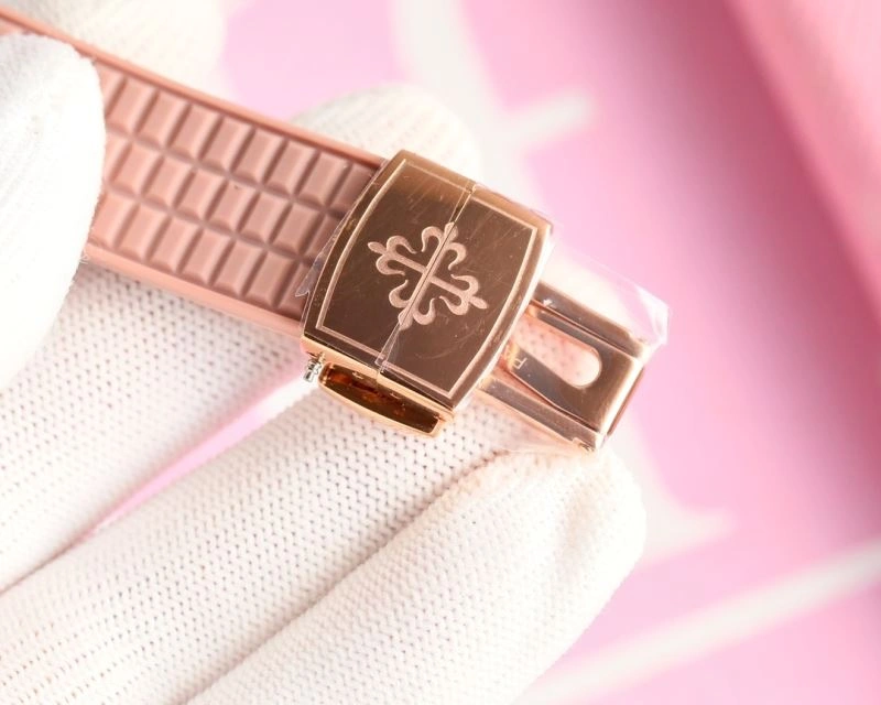 PATEK PHILIPPE Watches UrbanChic 195442