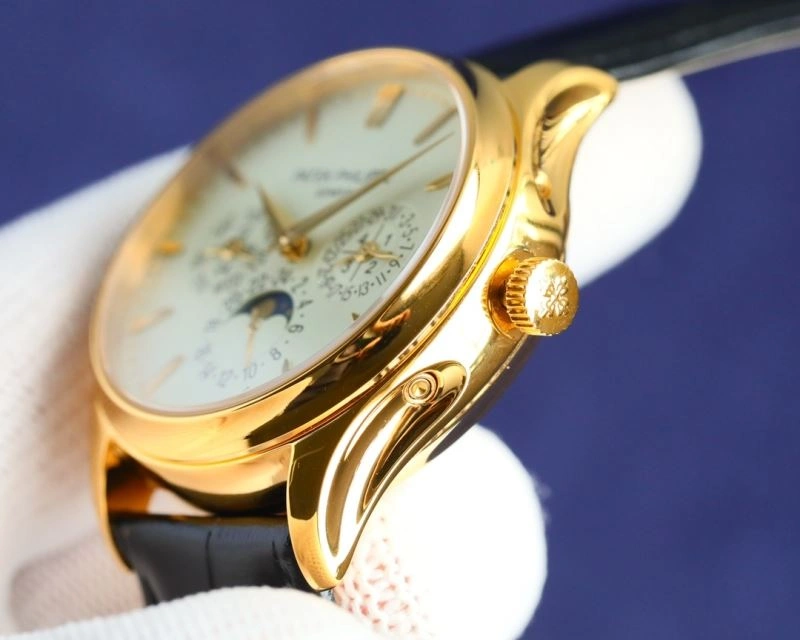 Colorful PATEK PHILIPPE Watches 195303