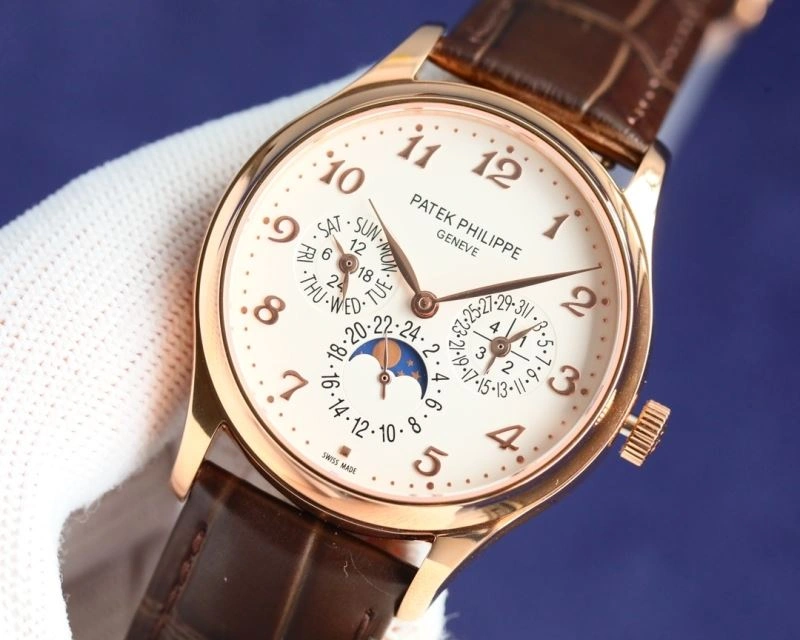 Seasonal PATEK PHILIPPE Watches 195301