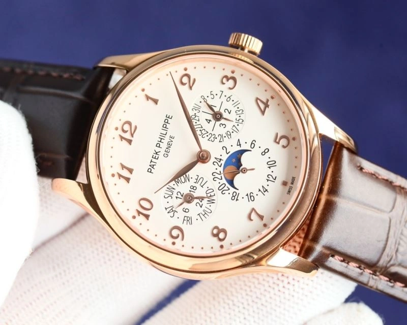 Seasonal PATEK PHILIPPE Watches 195301