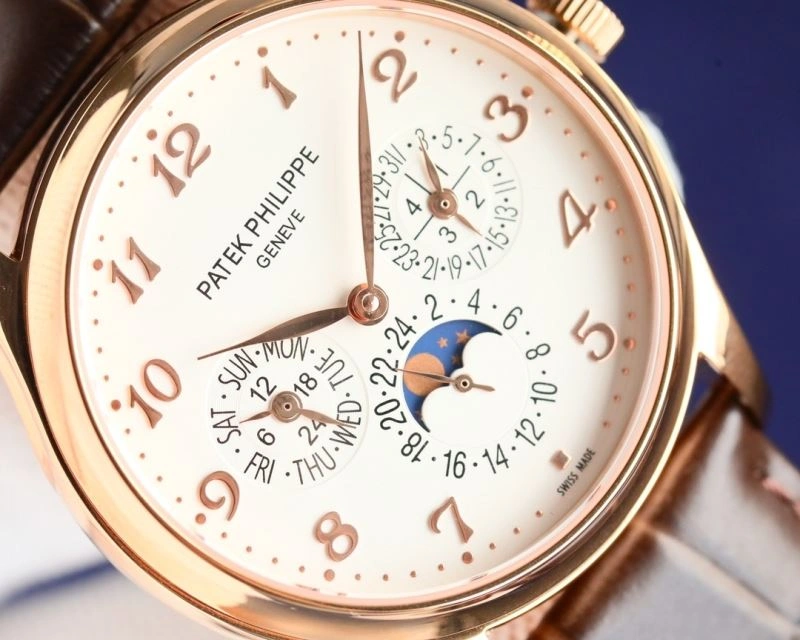 Seasonal PATEK PHILIPPE Watches 195301