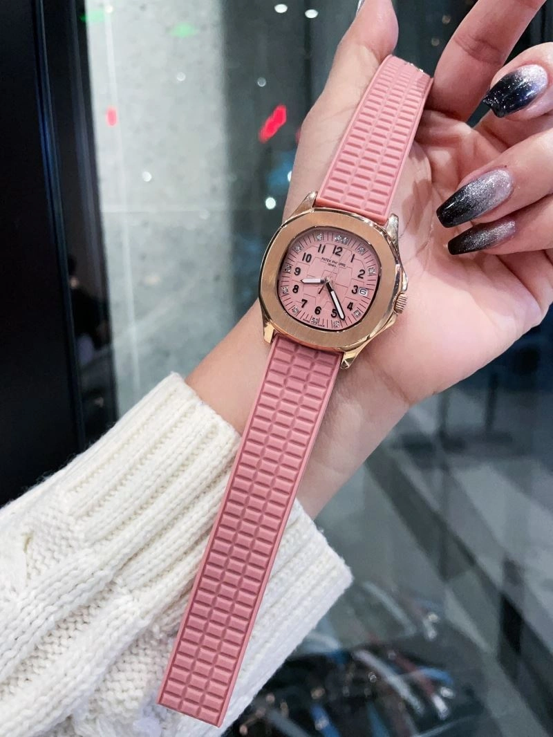 FashionForward PATEK PHILIPPE Watches 195246