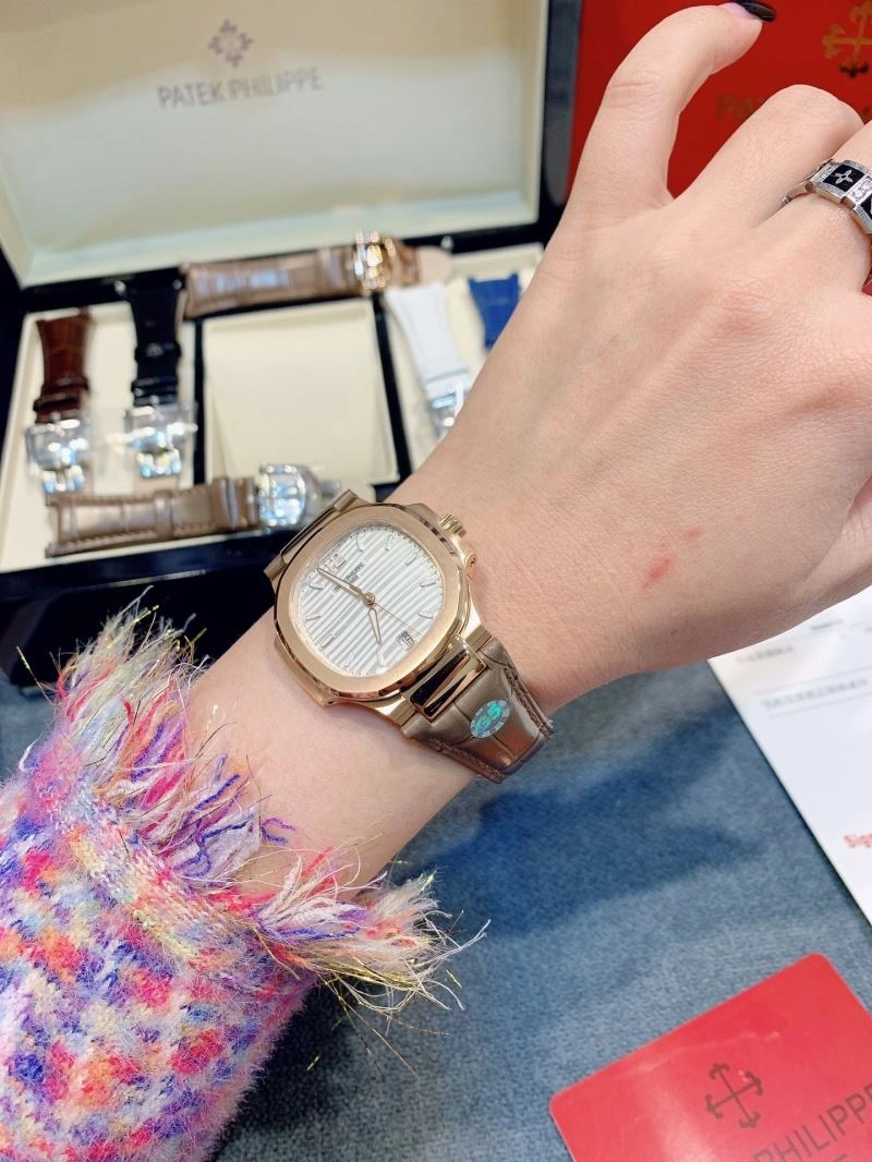 PATEK PHILIPPE Watches AllSeason 195204