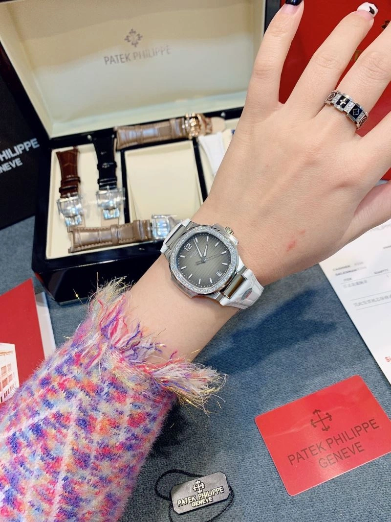 PATEK PHILIPPE Watches Stretchable 195196
