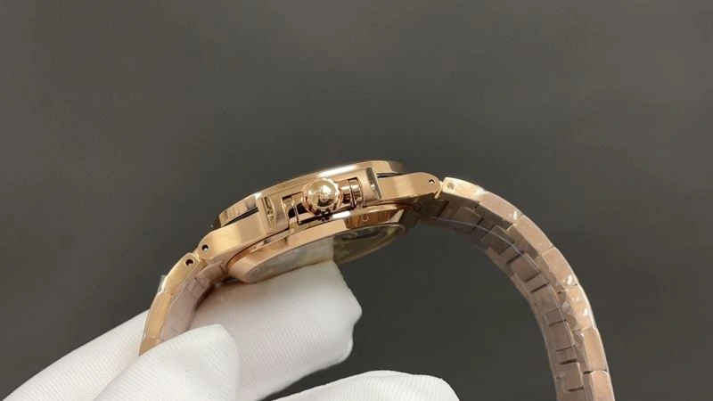 Cozy PATEK PHILIPPE Watches 195205