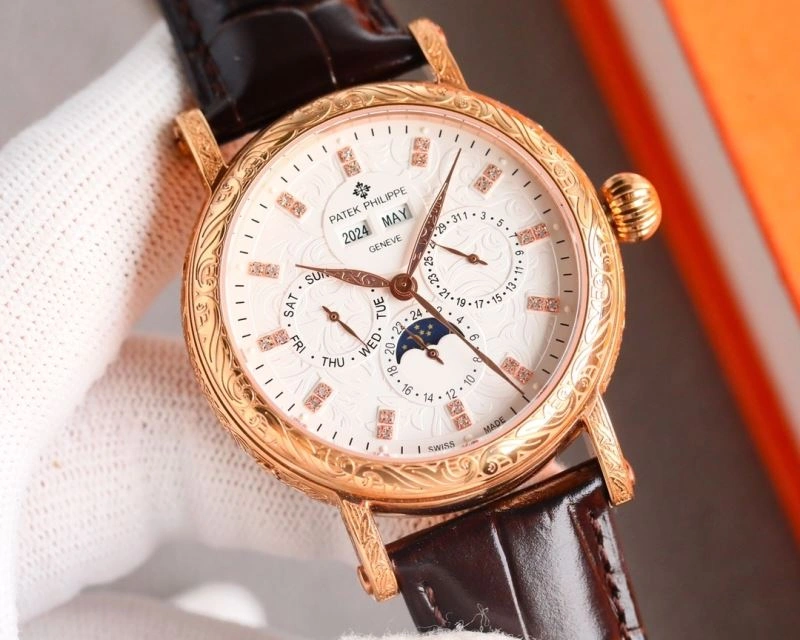 Snug PATEK PHILIPPE Watches 195157
