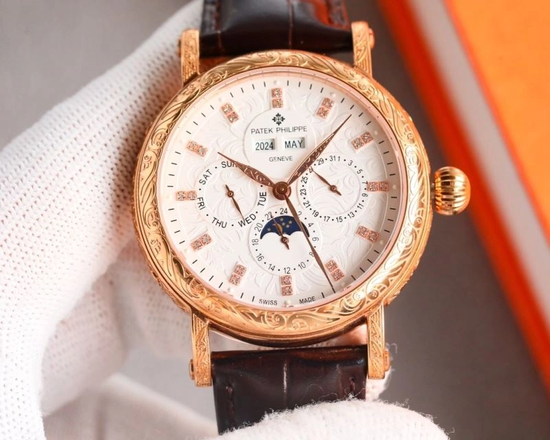 Snug PATEK PHILIPPE Watches 195157